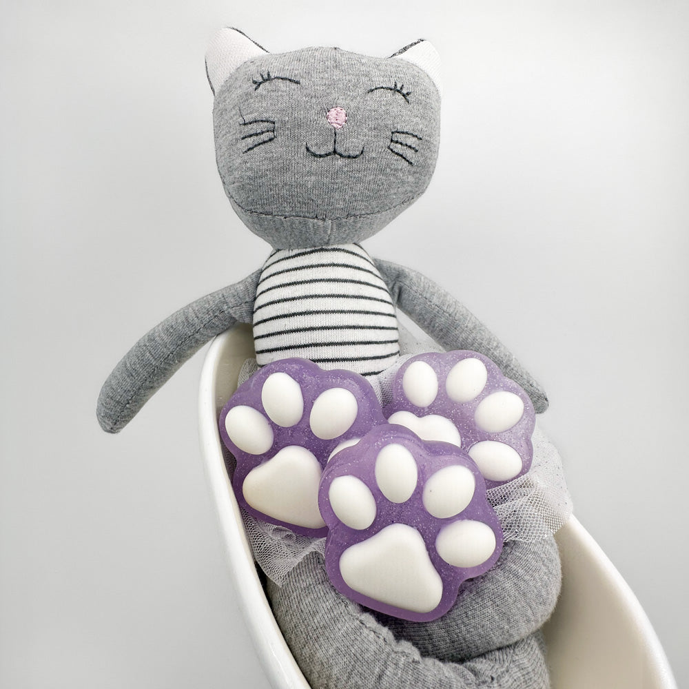 Cat Lovers Glitter Paws – Handmade & Purrfectly Scented Glycerin